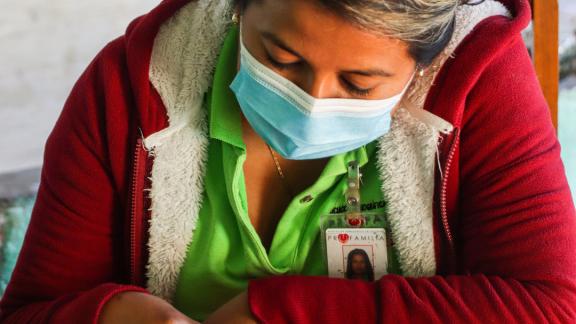 Community Health Worker, Elga Lisbeth Cornejo Granados is committed to training the best volunteer health promoters in El Salvador